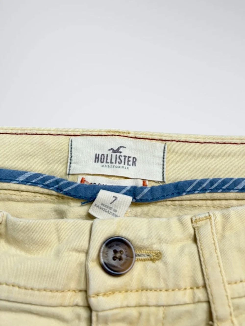 Early 2000s Hollister Pastel Yellow Low Rise Micro Mini Shorts